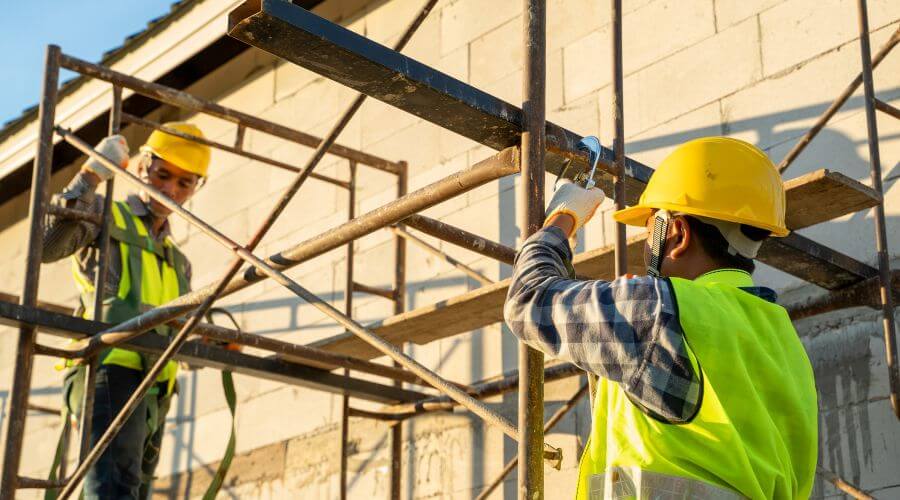 Professional fairlawn roofing services in Greenup, IL